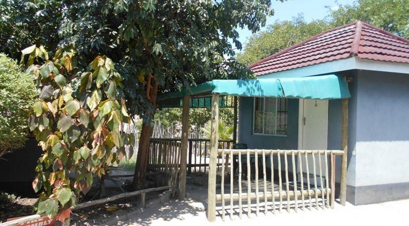 Nata Guest Inn | Hotels Maun