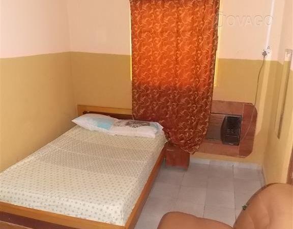 Wisdom Guest House | Accommodation Lugbe