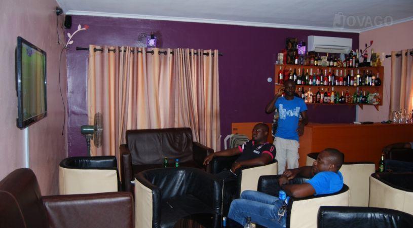 Nibraz Suites And Bars | Satellite Town Accommodation