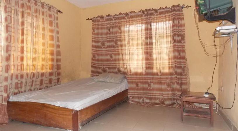Amazonia Guesthouse | Lugbe Accommodation