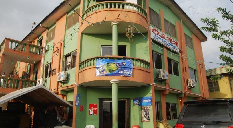 Osaaz Pool Bar And Lodging | Akowonjo Accommodation