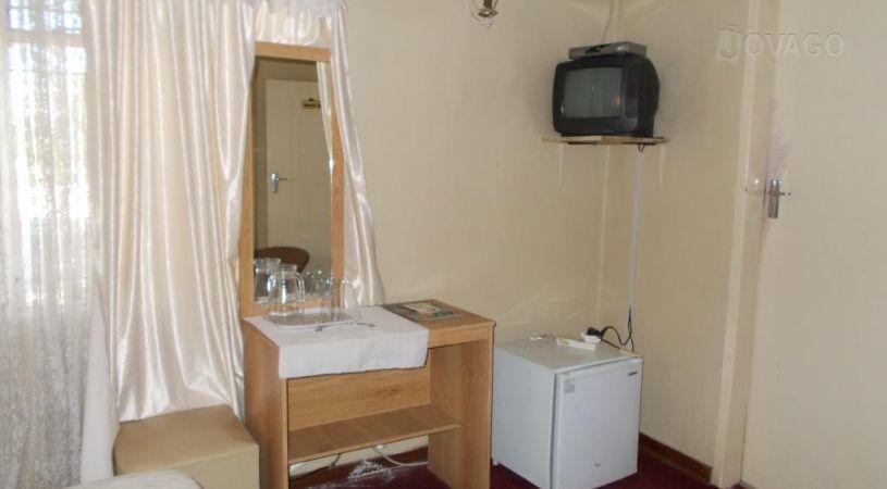 Super Guest House | Gaborone Lodges