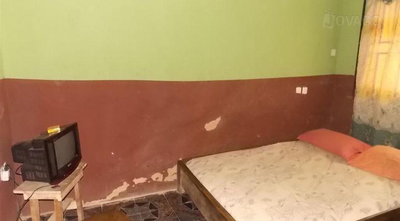 Ade Yellow Hotel | Accommodation Ilaro
