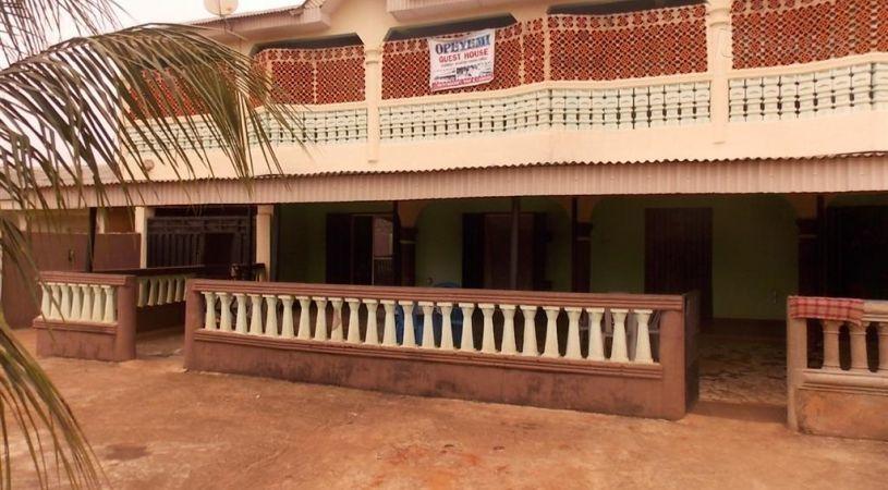 Opeyemi Guest House | Accommodation Idiroko