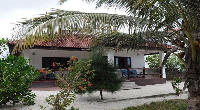 Sunbright Uroa White Villa | Accommodation Zanzibar City