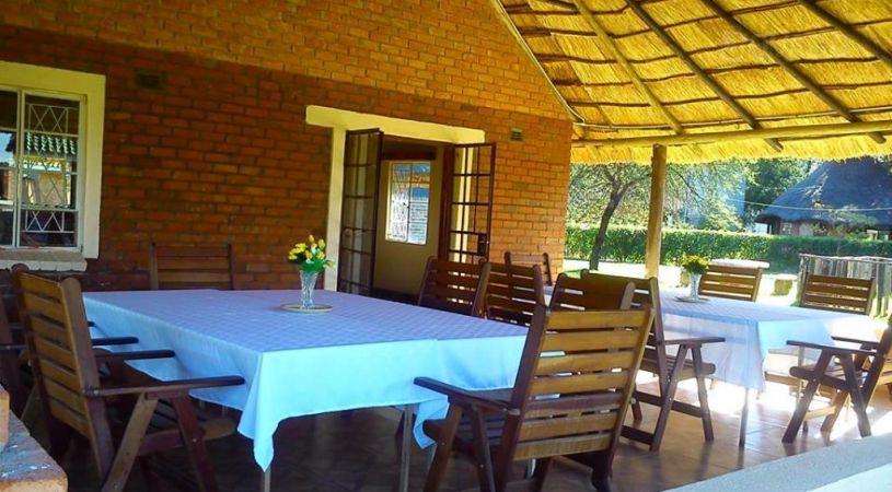 Eagle's Nest Lodge | Accommodation Gweru