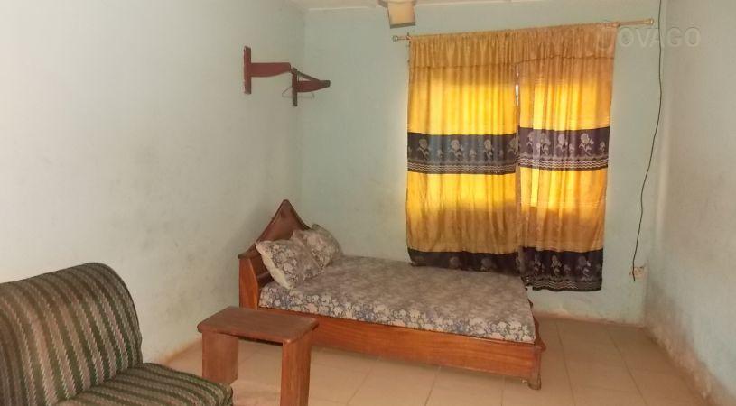 Yeknas Executive Hotel | Ajuwon/Akute Accommodation
