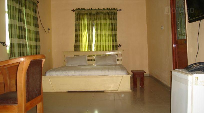 Paradox Suites And Hotels Limited | Ibafo Accommodation