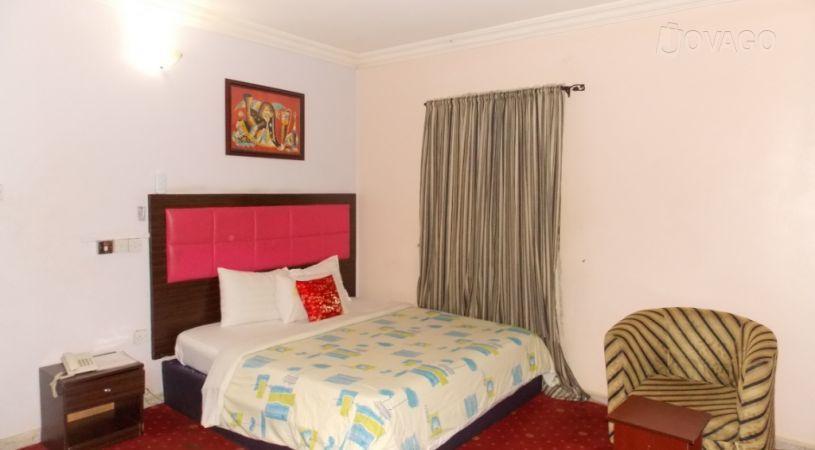 L'Emporium Place | Zone 7 Accommodation