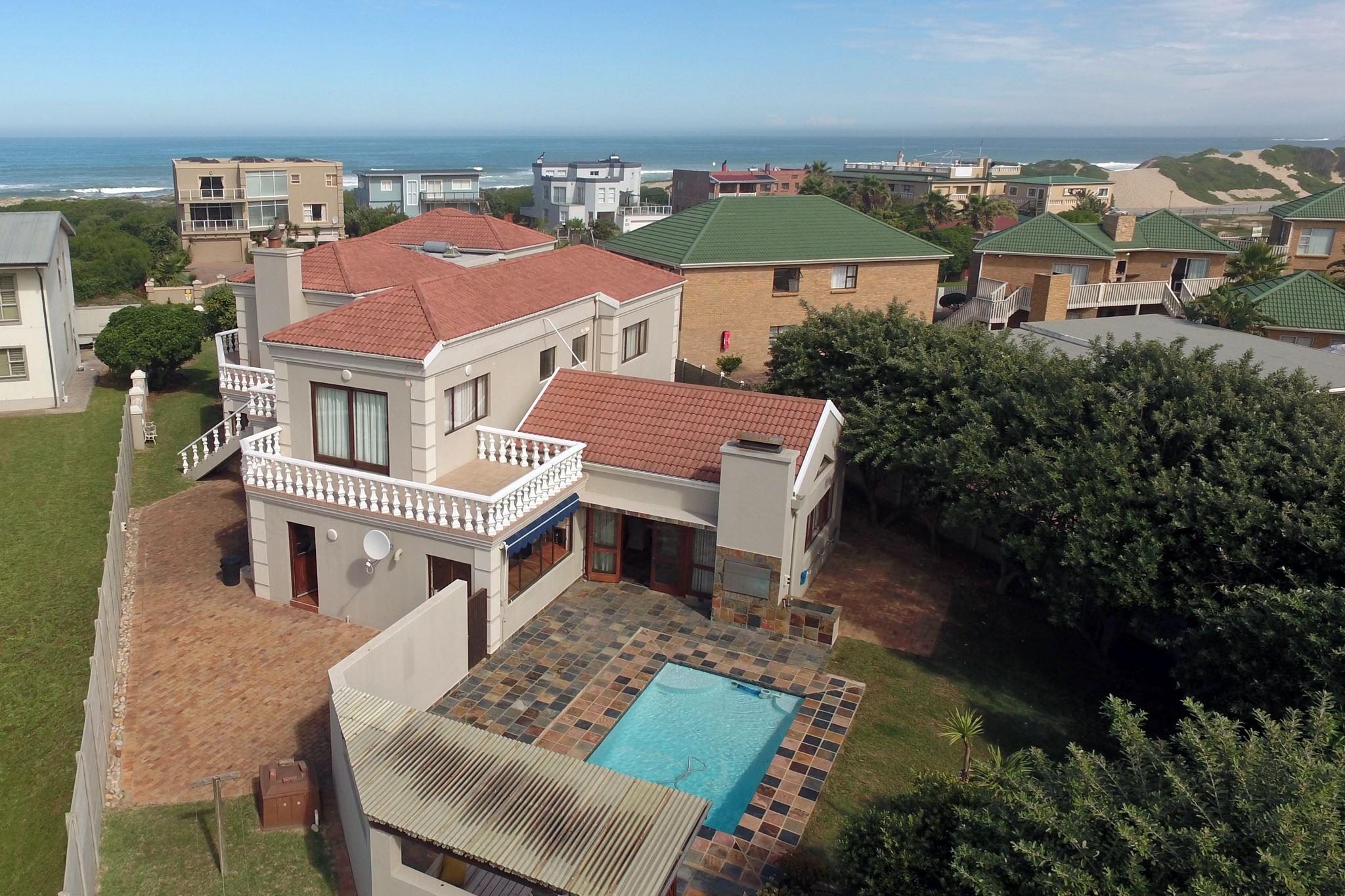 A Secret Garden Paradise Getaway | Myoli Beach Accommodation