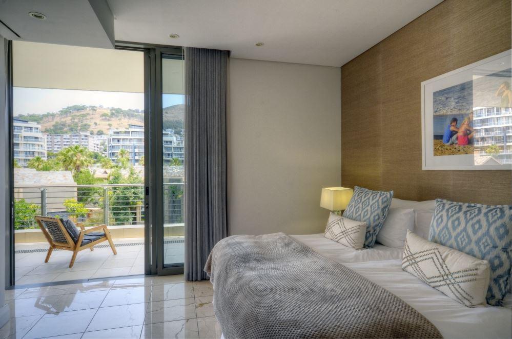 Pembroke 203 | V & A Waterfront Self-catering