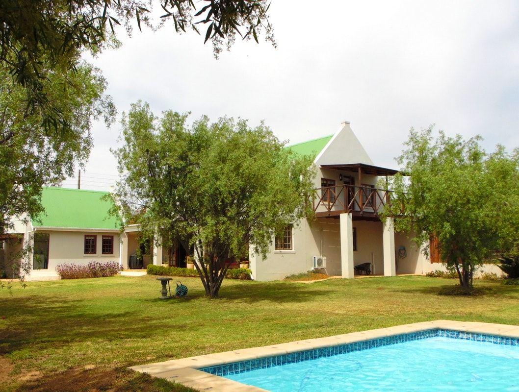 Summer House Self-Catering Guest House | McGregor Specials