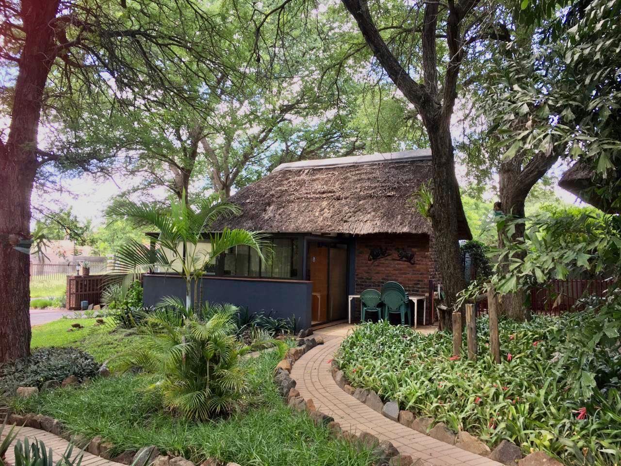 Impisi Urban Cottage | Phalaborwa Accommodation