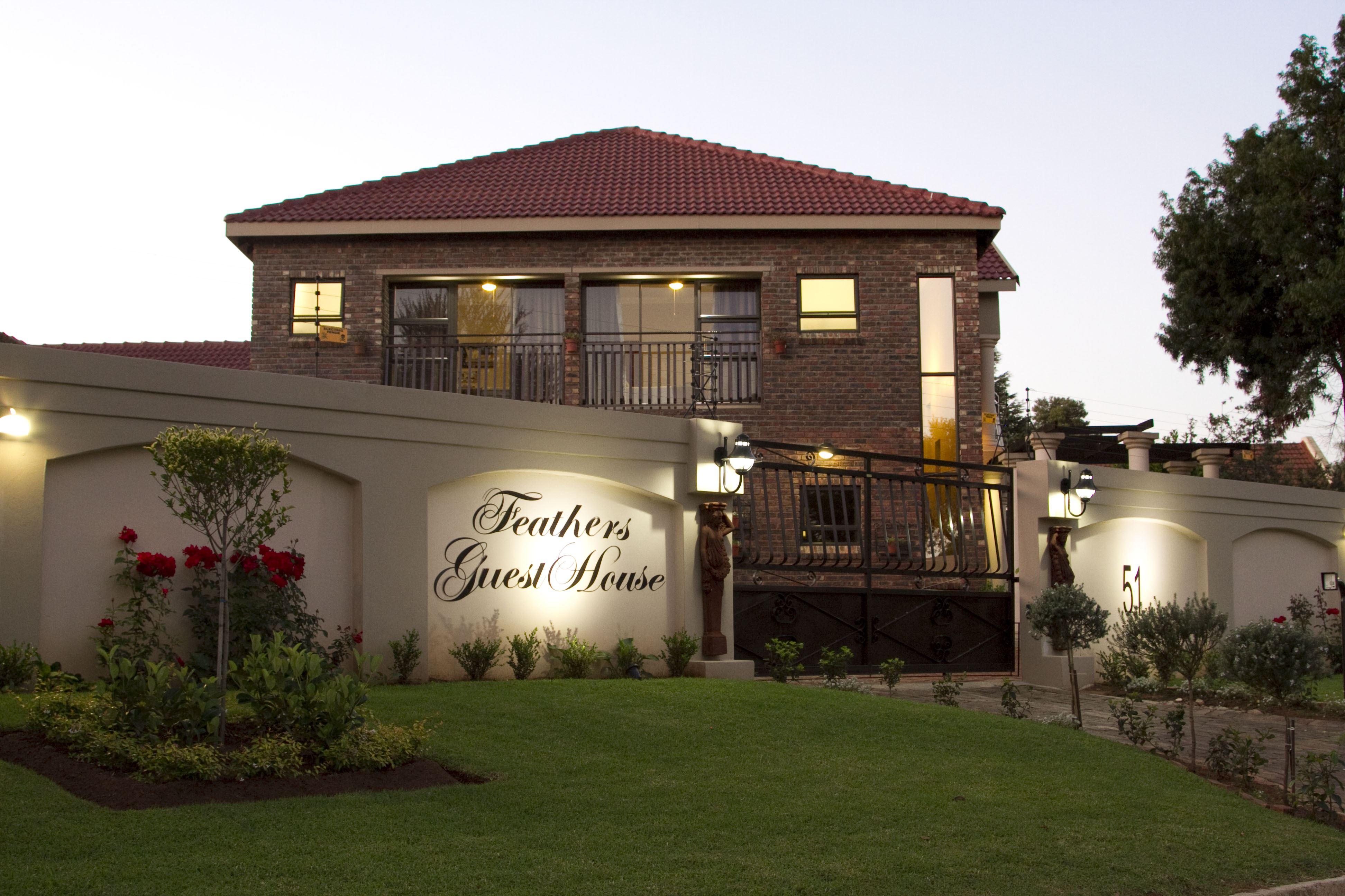 Feathers B&B | Accommodation Middelburg - Mpumalanga
