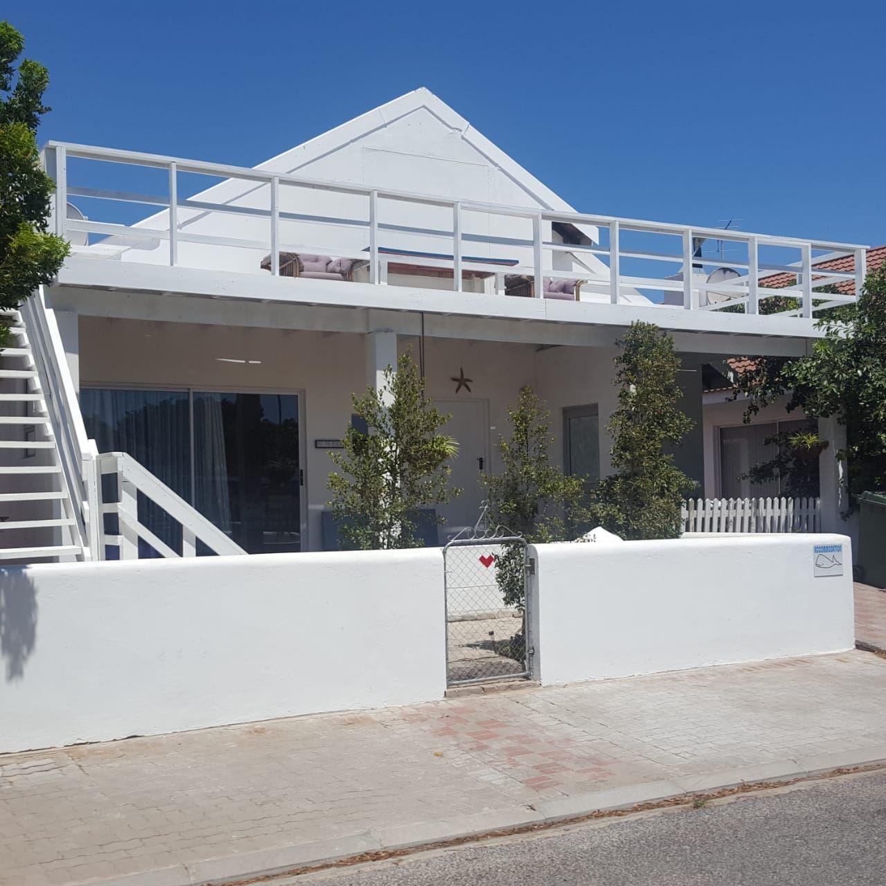 Top Deck | Hannas Bay Accommodation