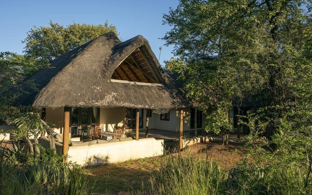 Impisi Safari House | Phalaborwa Accommodation