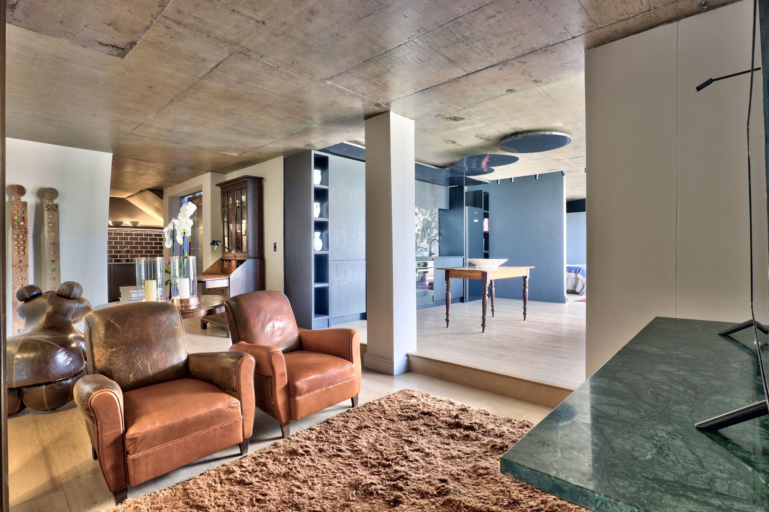 Chic Views Pool Suite