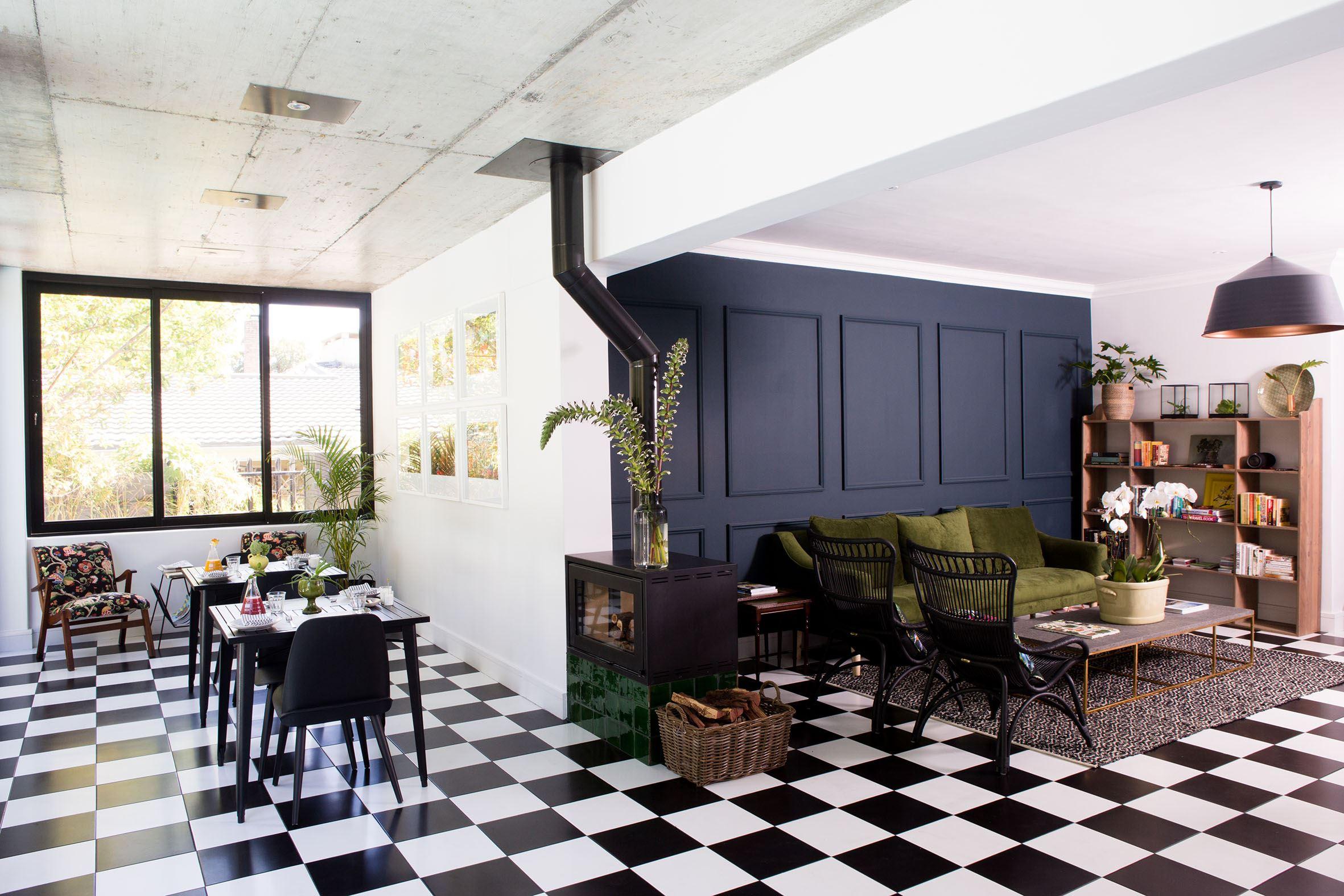 Twice Central Guesthouse