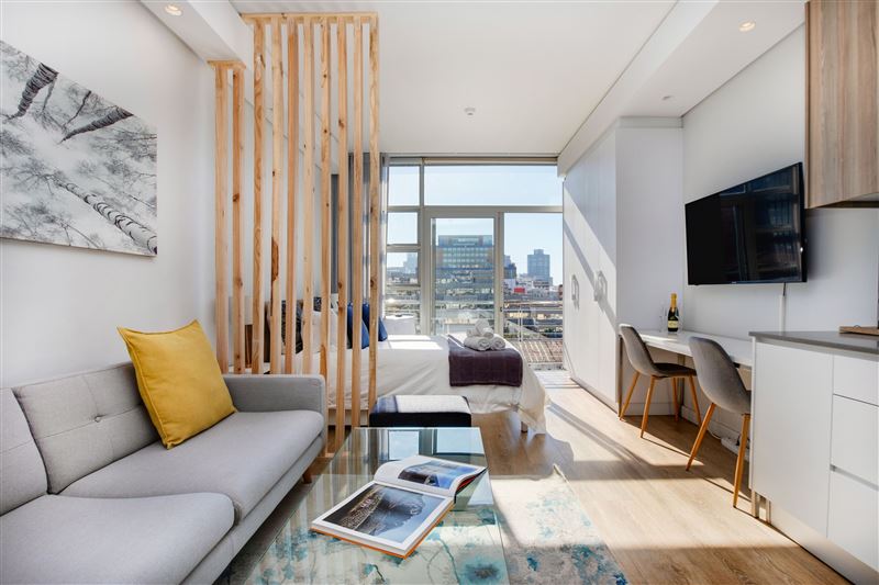 Trendy New York Style Apartment near Table Mountain Get the Best