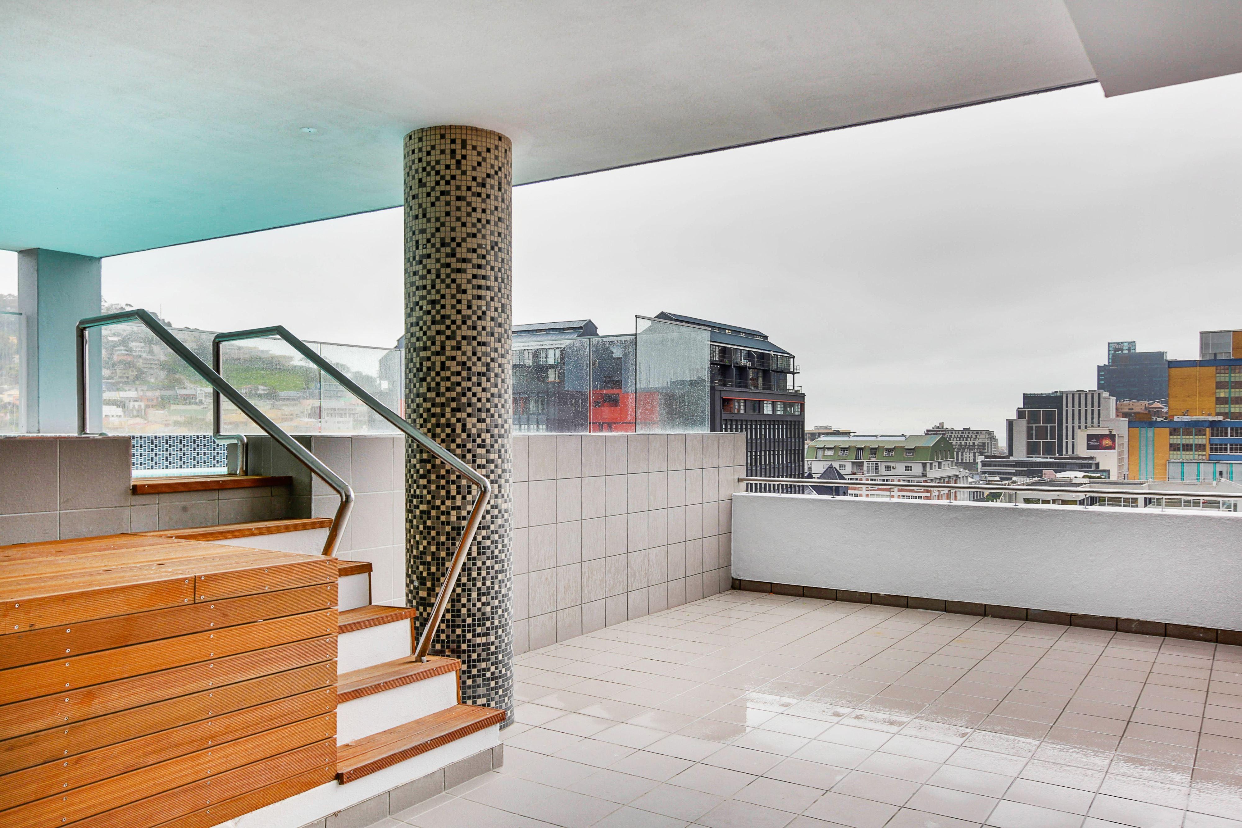 Cool Urban Sanctuary near Table Mountain Secure Your Holiday, Self