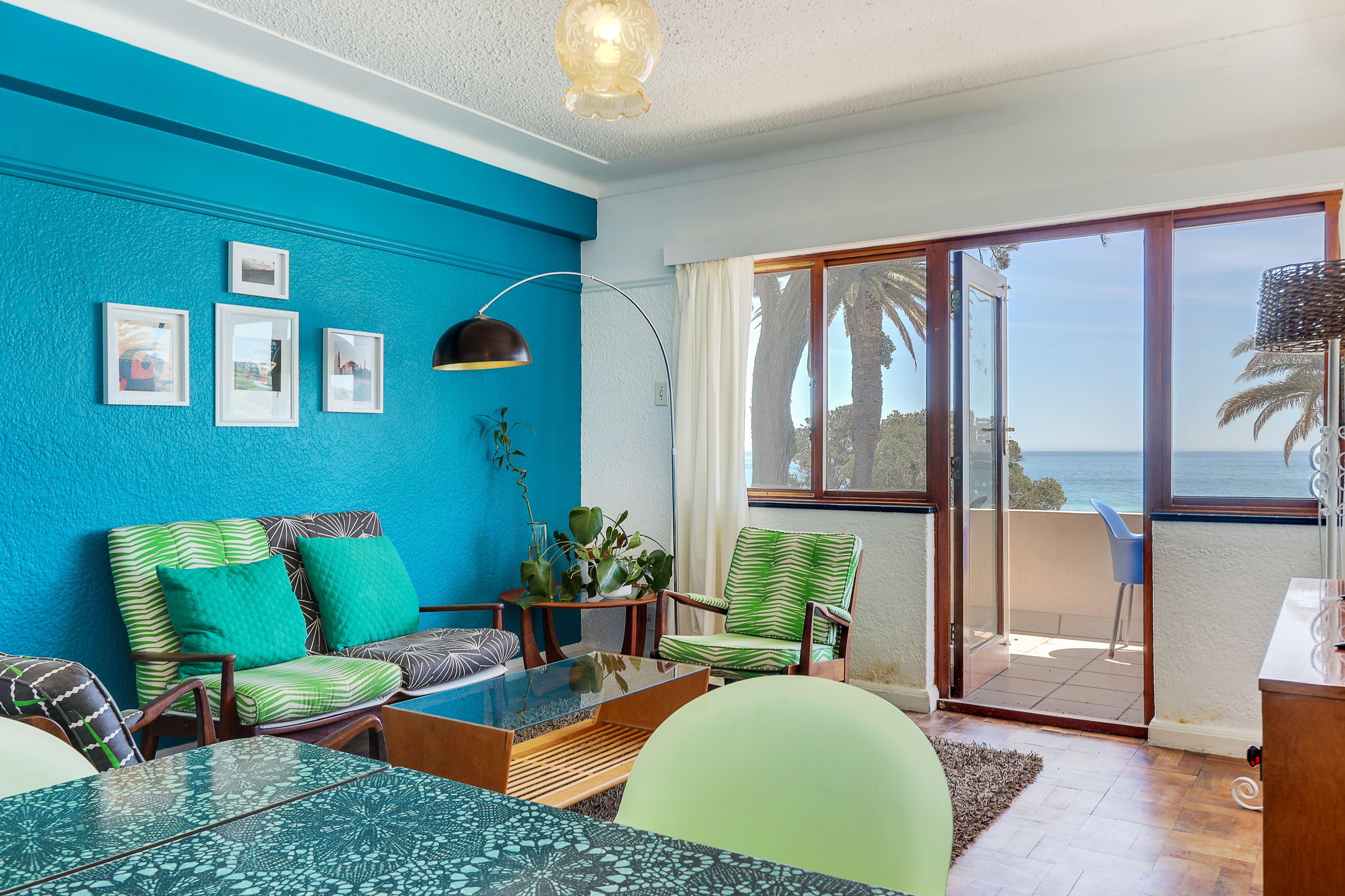 Contemporary Camps Bay Apartment | Bakoven Specials