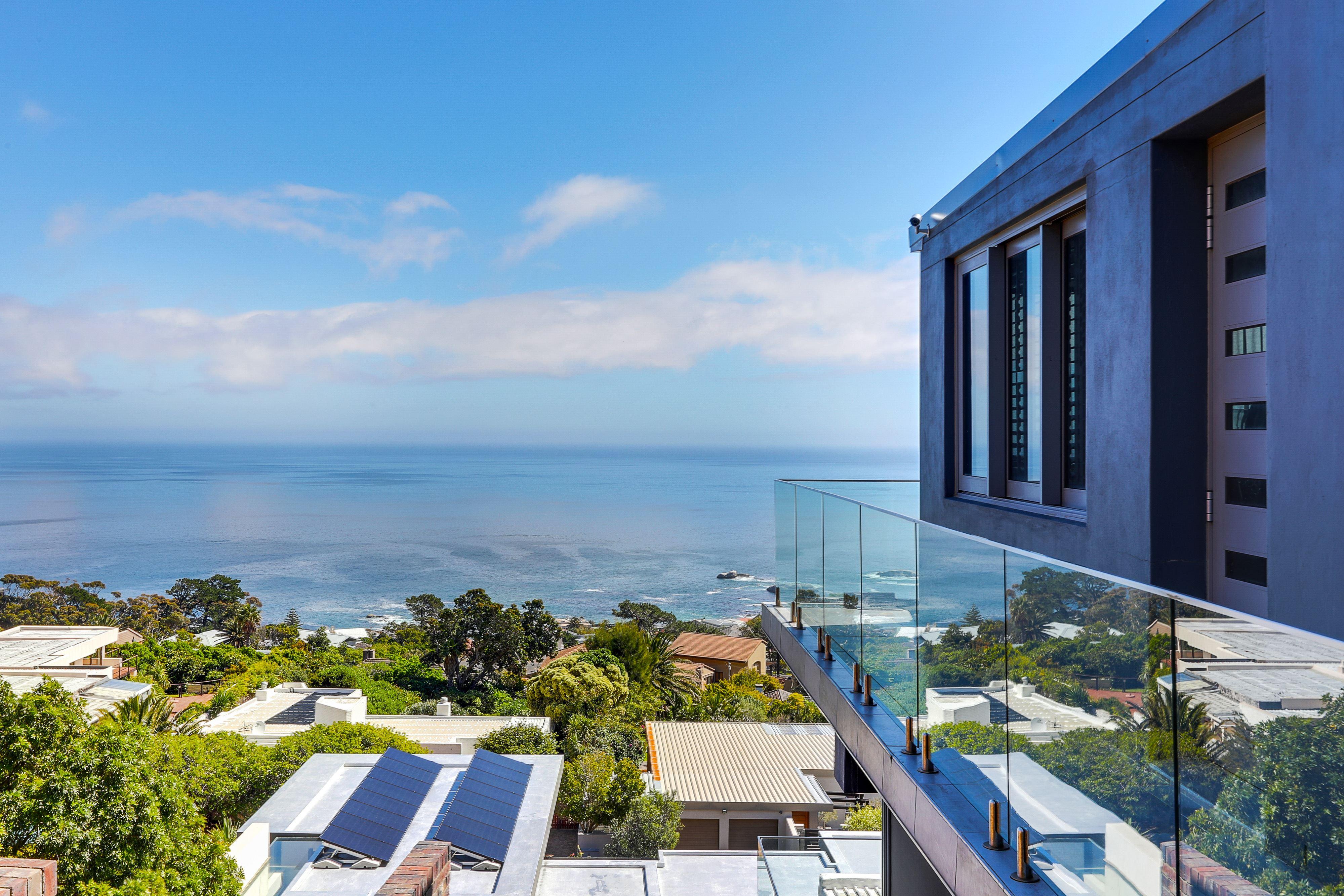 Camps Bay Sea View Apartment | Bakoven Specials