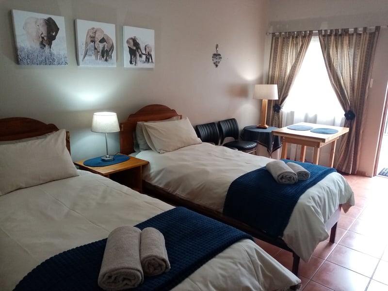 Kleine Nessie | Budget Accommodation Deals and Offers Book Now!