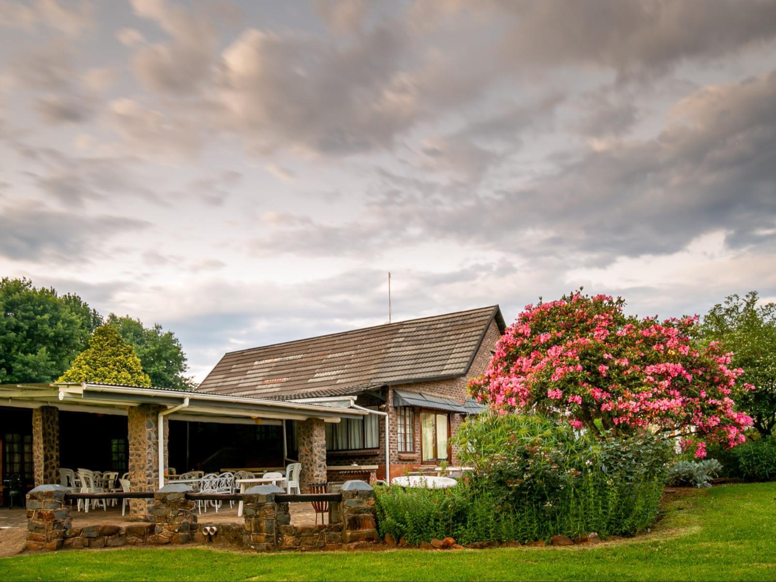 The Oaks Hotel | Richmond - KZN Accommodation
