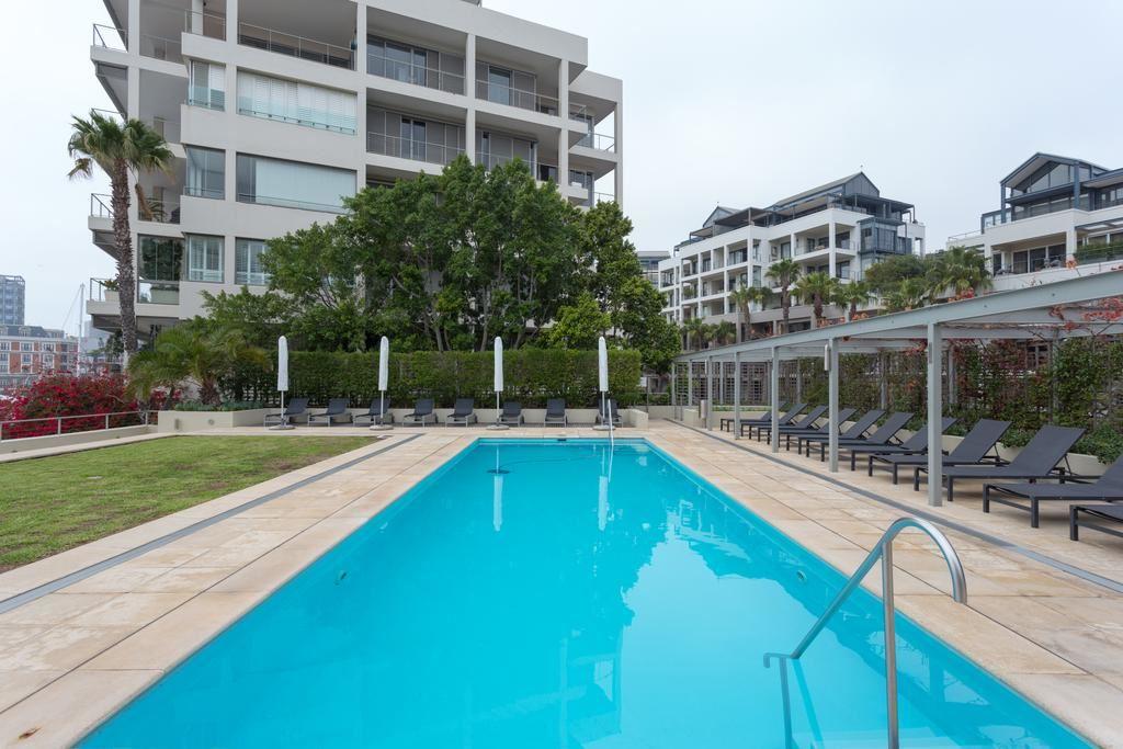 001 Altmore | Self-catering V & A Waterfront