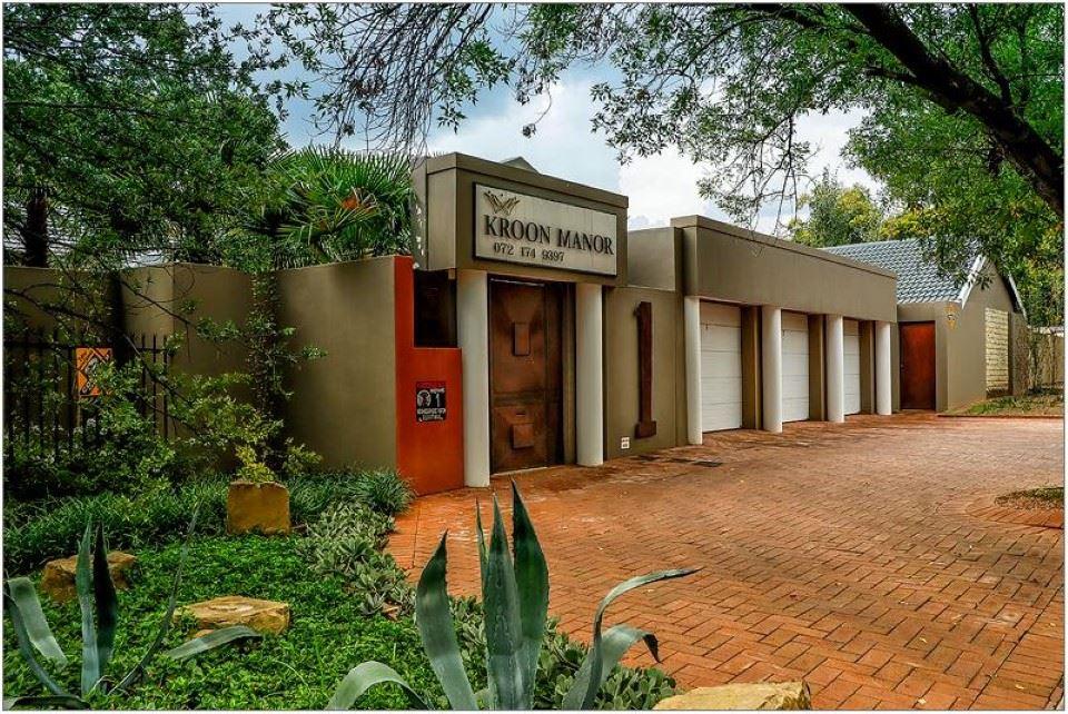 Kroon Manor | Accommodation Panorama (Kroonstad)