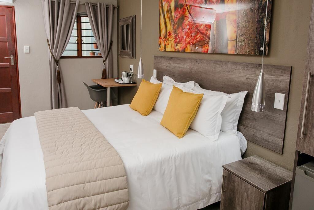 Vinique Guesthouse | Steiltes Accommodation