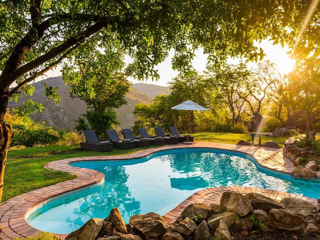 aha Bongani Mountain Lodge Exclusive Use Safari Package | Mthetomusha Game Reserve Accommodation