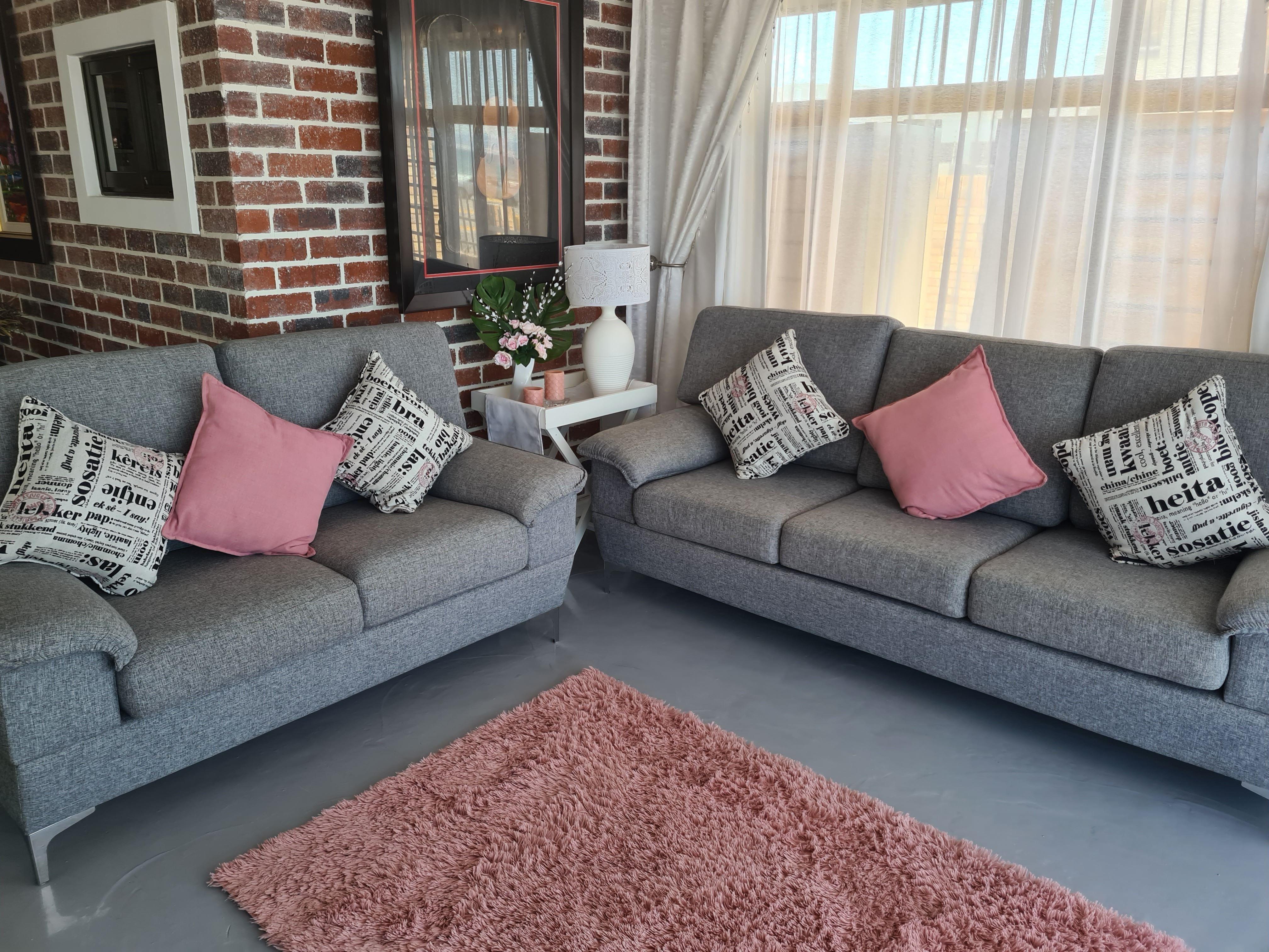 Casalinga on Diaz | Hotels Central Jeffreys Bay