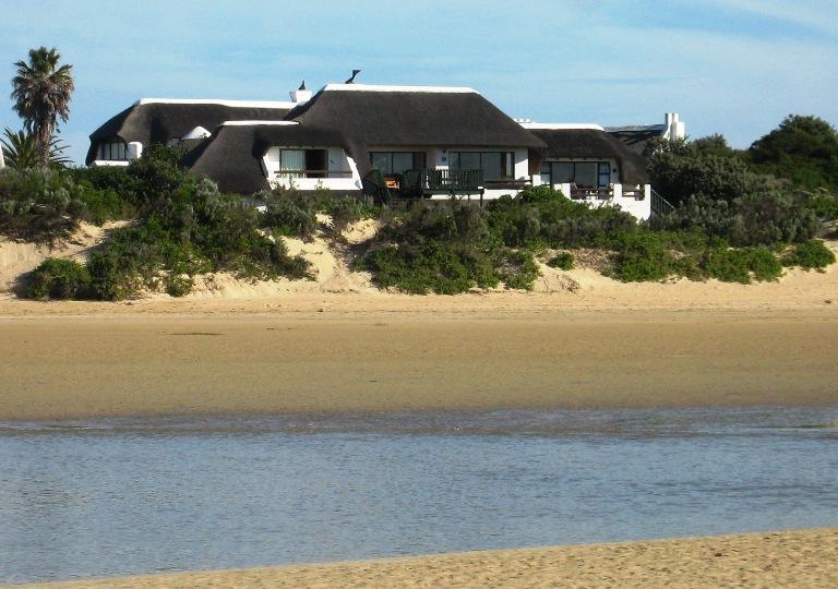 i-Lollo Lodge, River-front Accomodation | Accommodation St Francis Bay