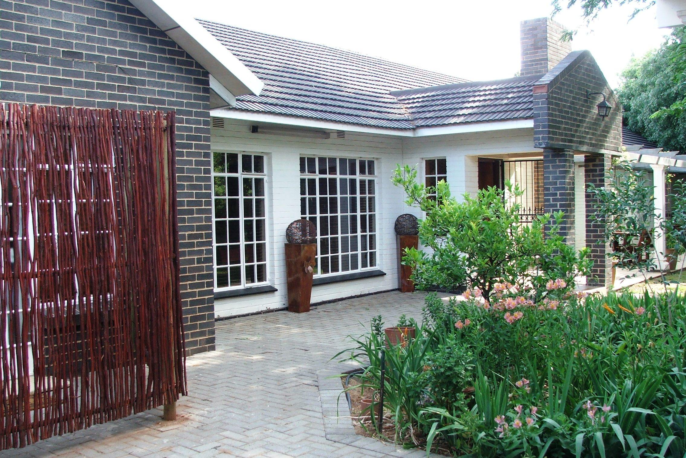 Simoni Guest House | Accommodation Welkom