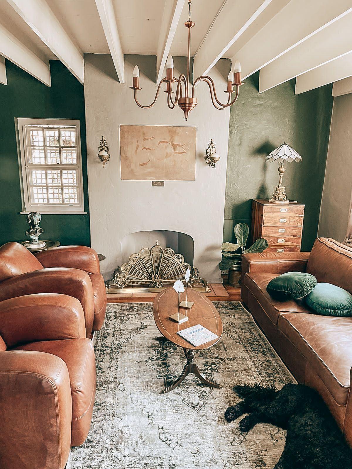Battiss Guest House