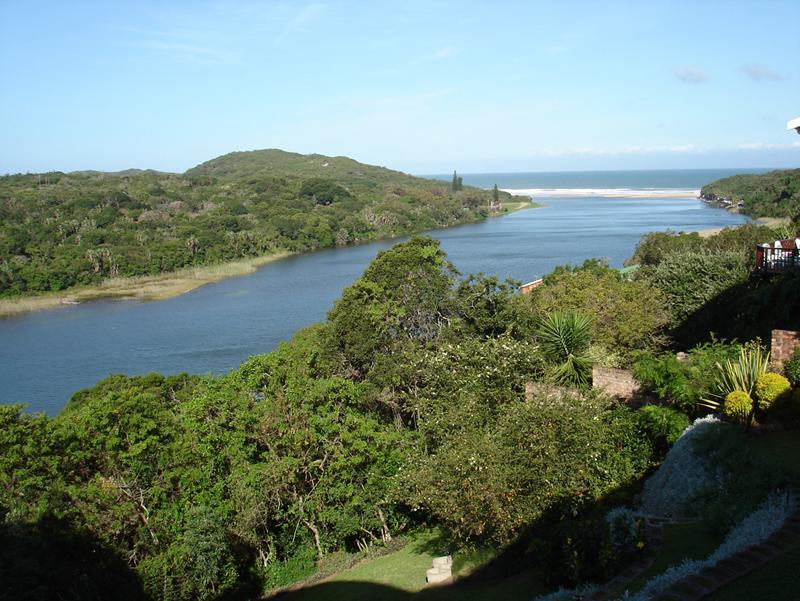 A River Rest | Accommodation Beacon Bay