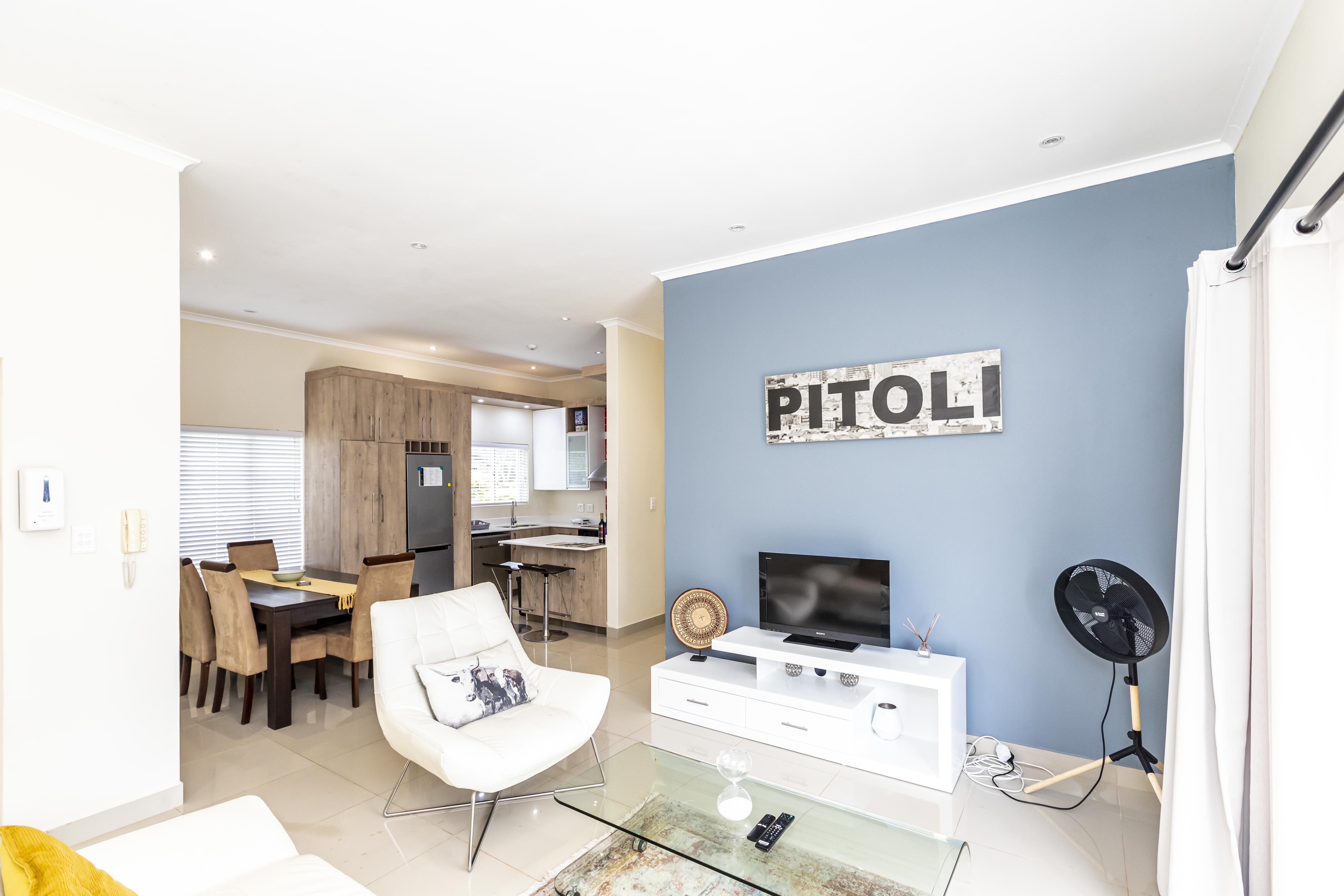 Modern Executive Unit