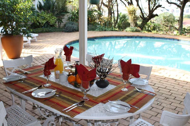Bumblebees B&B | Accommodation La Lucia