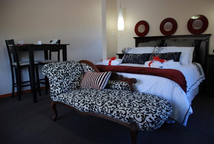 Tuscan Bed and Breakfast | Accommodation Cashan