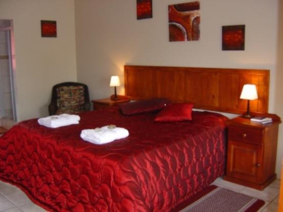 Lens B & B and Guesthouse | Lakefield Accommodation