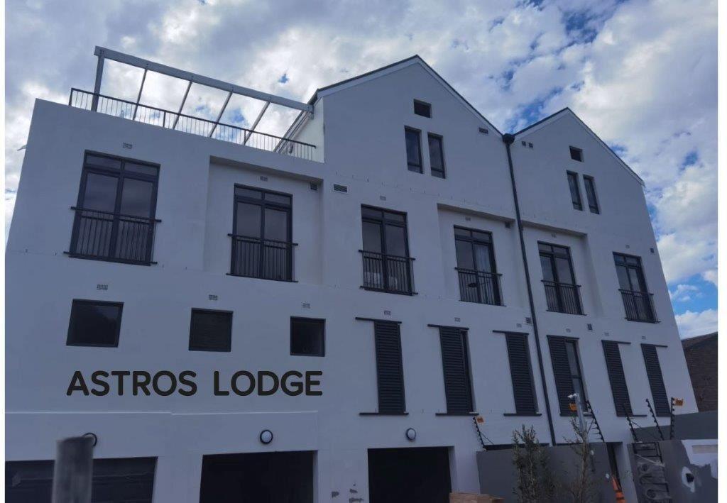 Astros Lodge 209 Blaauwberg Road, Tableview - Cape Town | Accommodation Table View