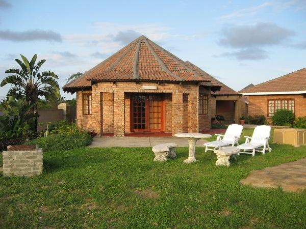 Ogwini Lodge | Accommodation Mbazwana