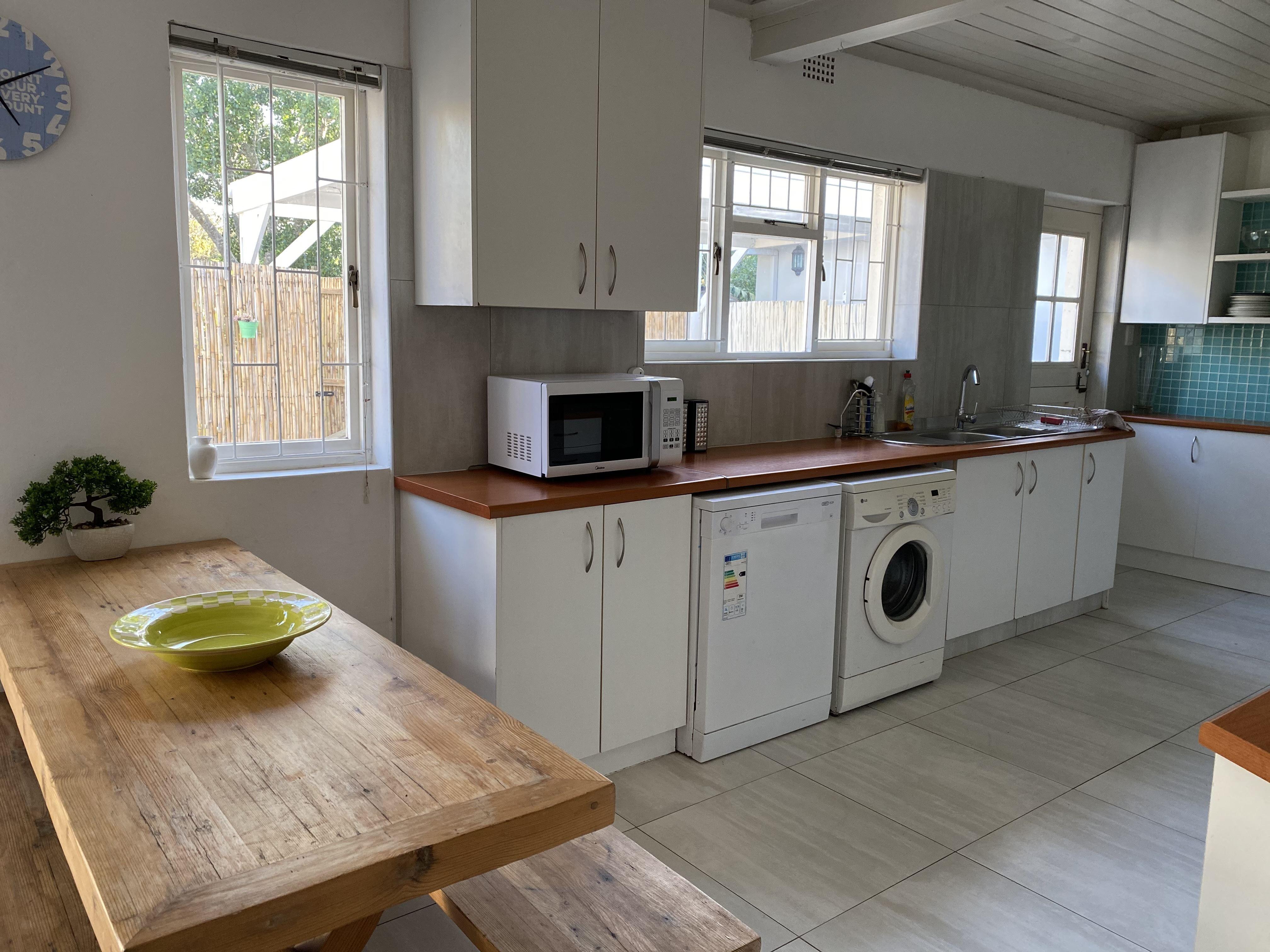 Table View Lodge- Tableview House