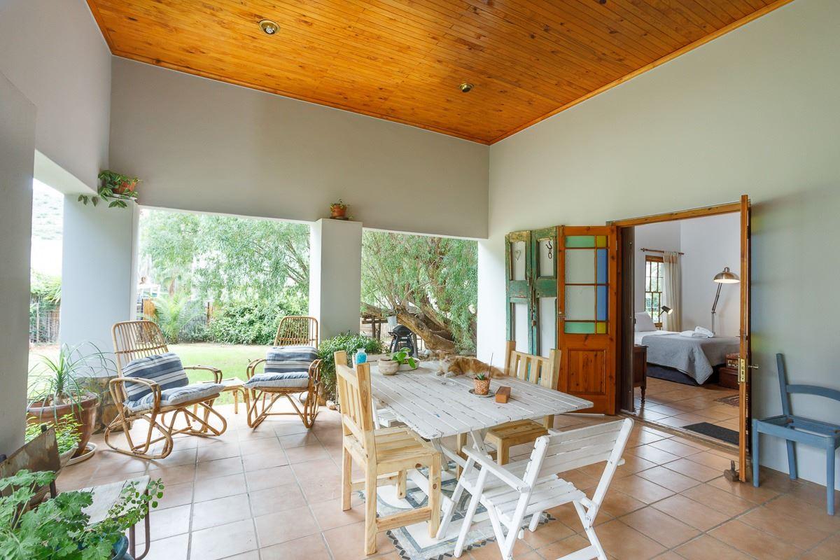 06 On Burger Street | De Rust Accommodation