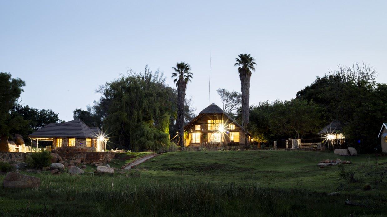 Riverman Cabin Country Lodge