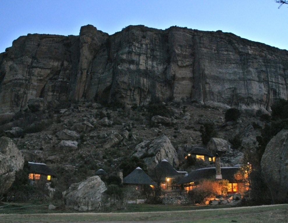 Buffalo Hills Mountain Lodge | Harrismith Accommodation