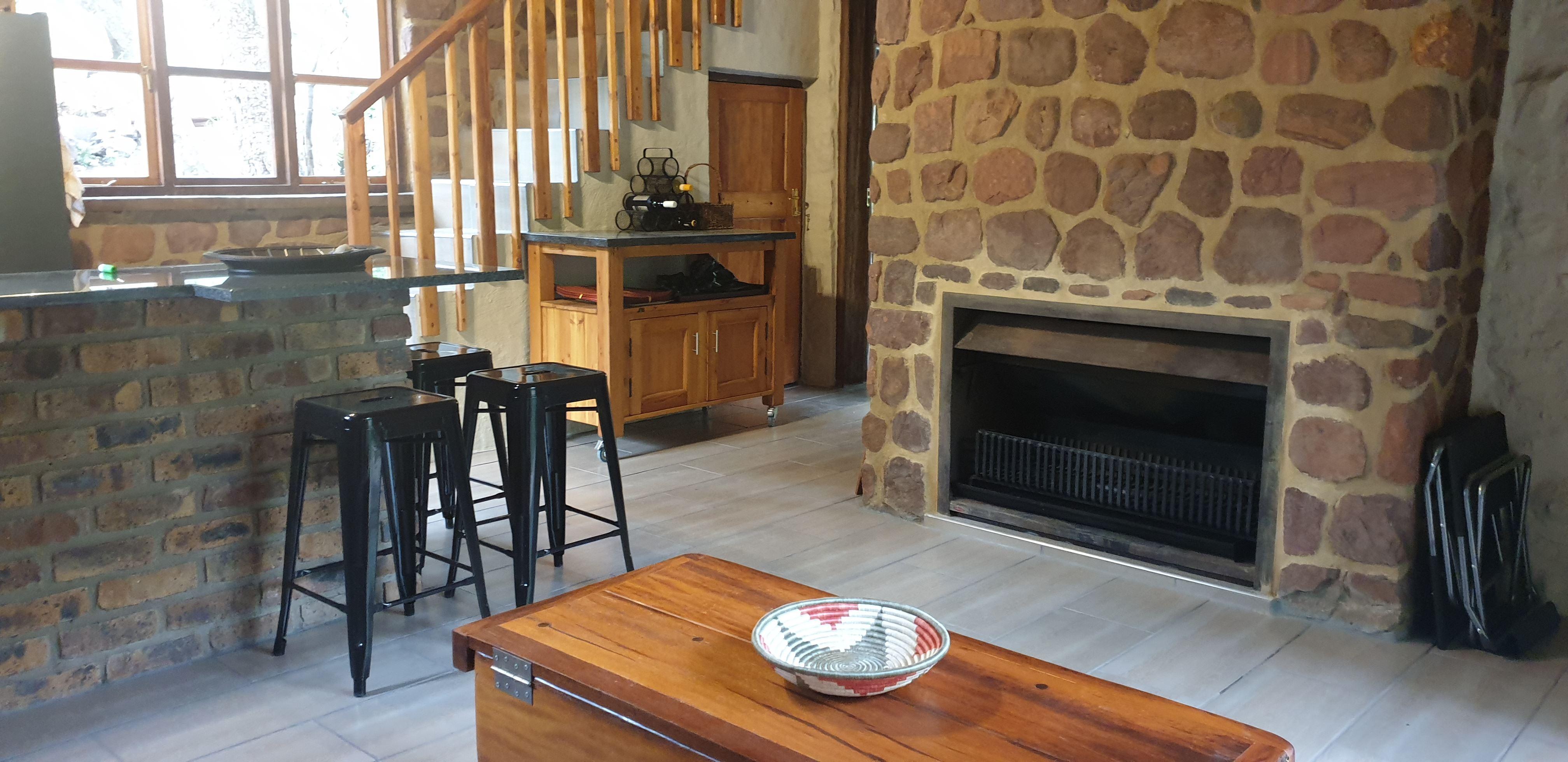 Stone Cottage on Exclusive Bush Farm