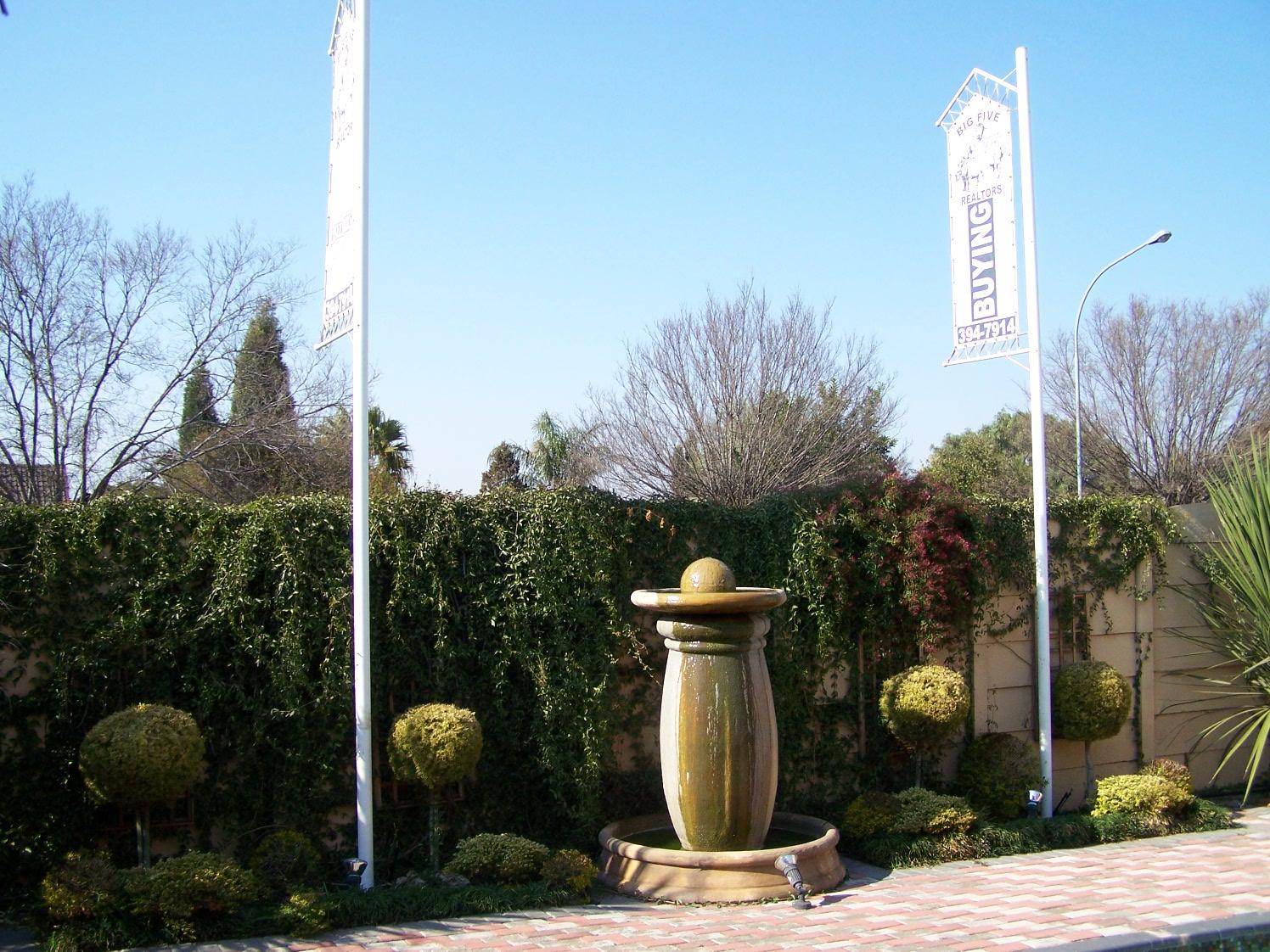 Big 5 Guesthouse | Self-catering Kempton Park