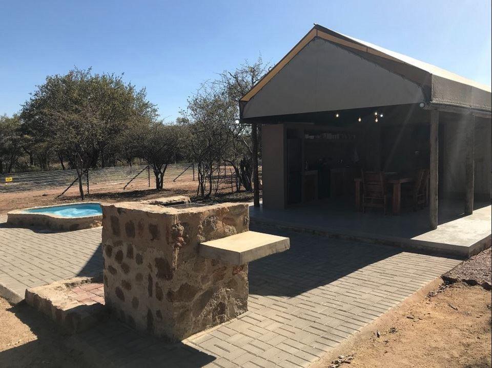 Hogs One and Only Luxury Tent 2 | Dinokeng Game Reserve Accommodation